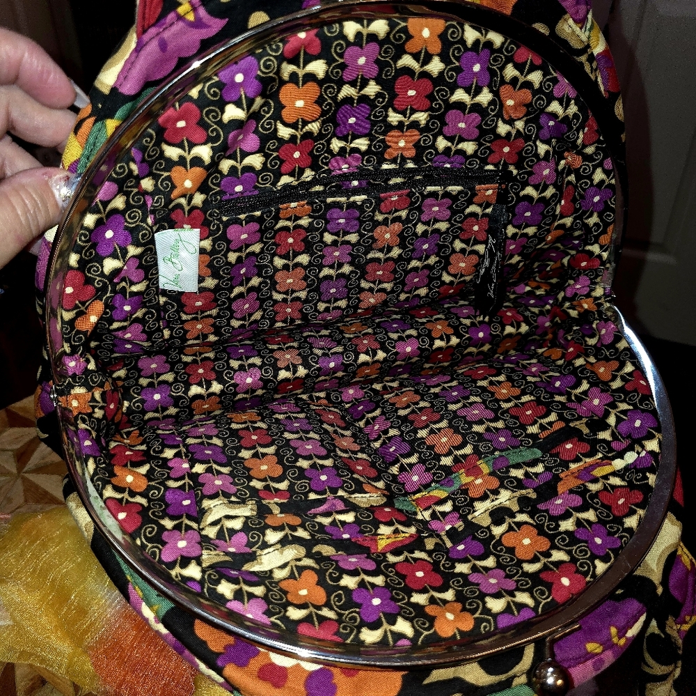 *SOLD* Floral Embroidered Vera Bradley Bag With Center Kisslock - Picture 3 of 10